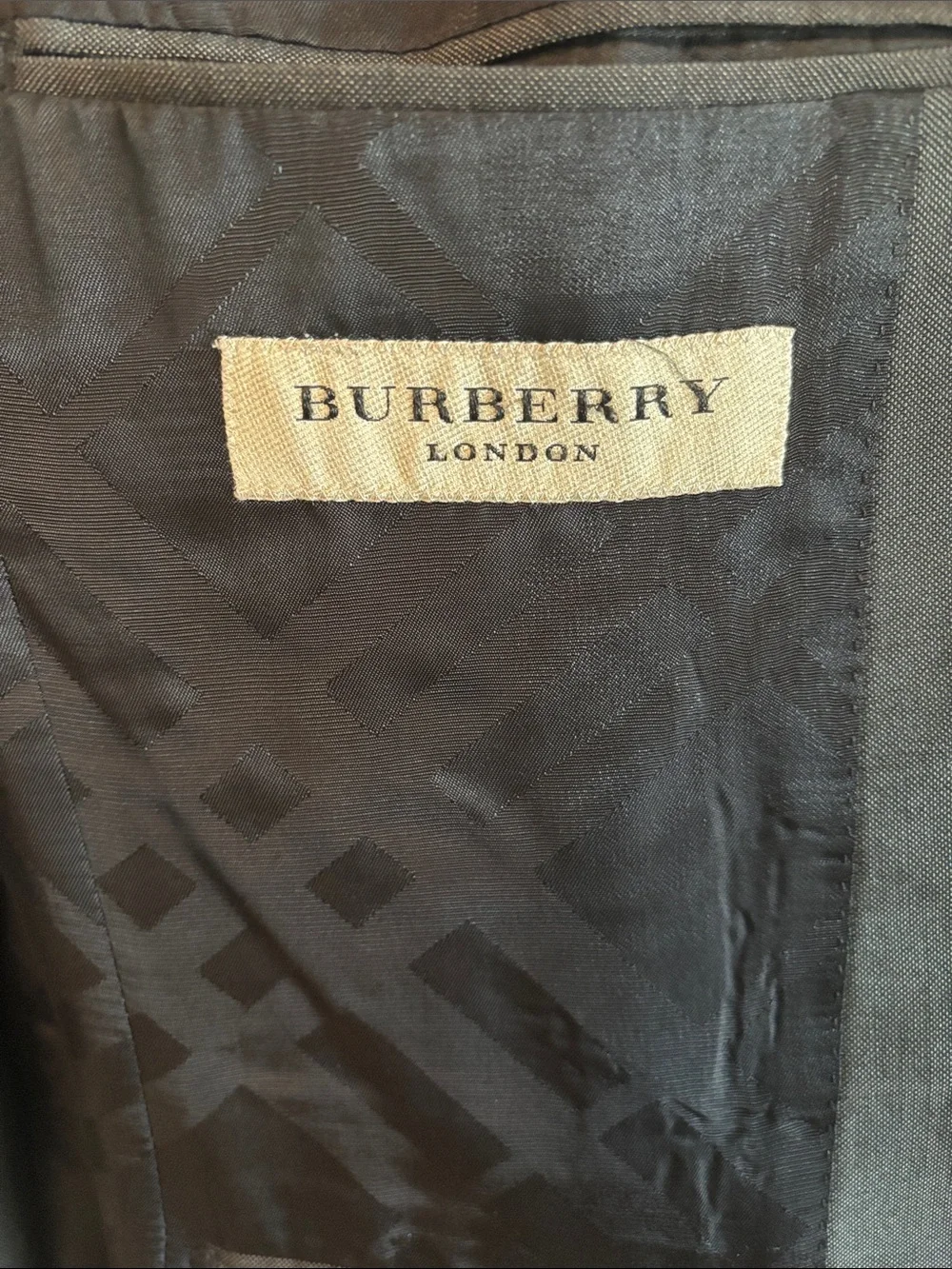 Burberry Men's Charcoal Gray Two-Button Wool Suit.